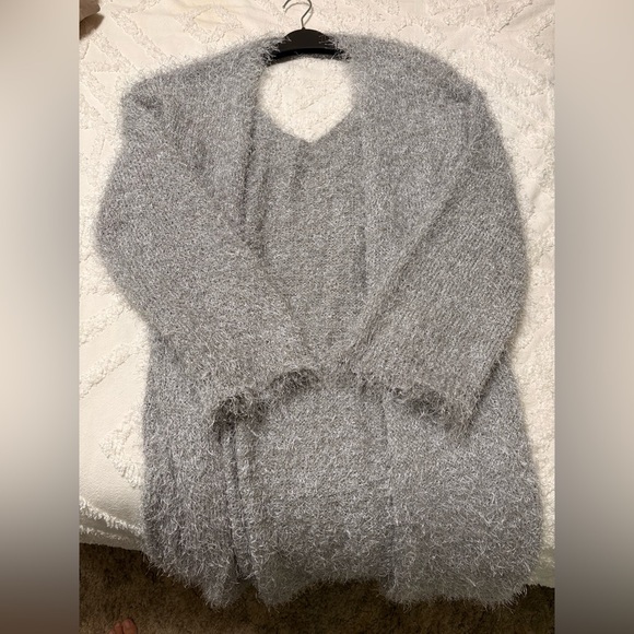 POL Soft Gray Eyelash Fuzzy Cardigan - Picture 4 of 7